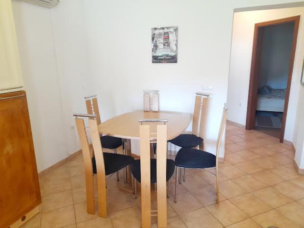 Apartmani Delas Pjescana Uvala Ngoại thất bức ảnh